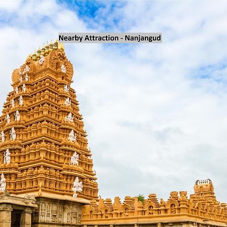 Hotel Oyo 22211 Shree Ankanatheshwara Residency Nanjangud Exterior foto